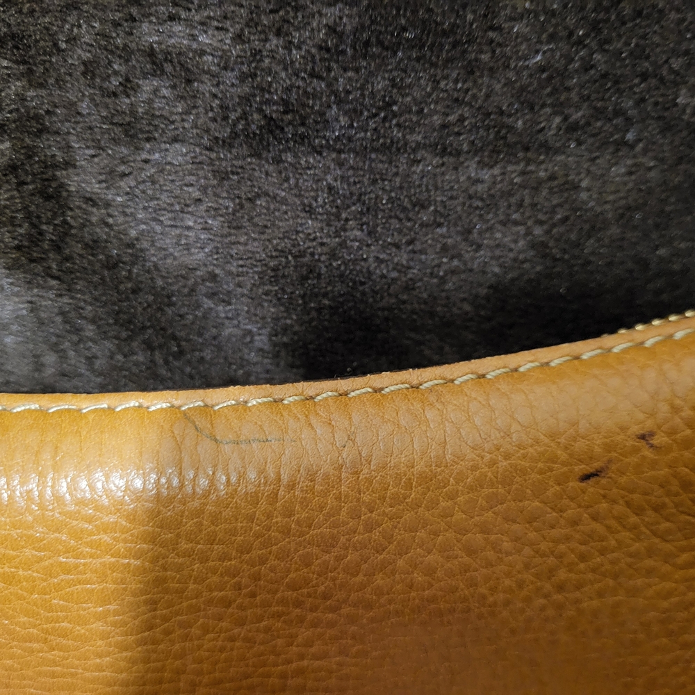Y2K Michael Kors Leather Bag with Gold Accents - Picture 7 of 13